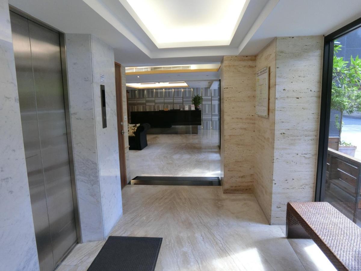 F Hotel Jian 吉安郷 エクステリア 写真