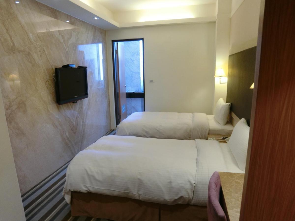 F Hotel Jian 吉安郷 エクステリア 写真